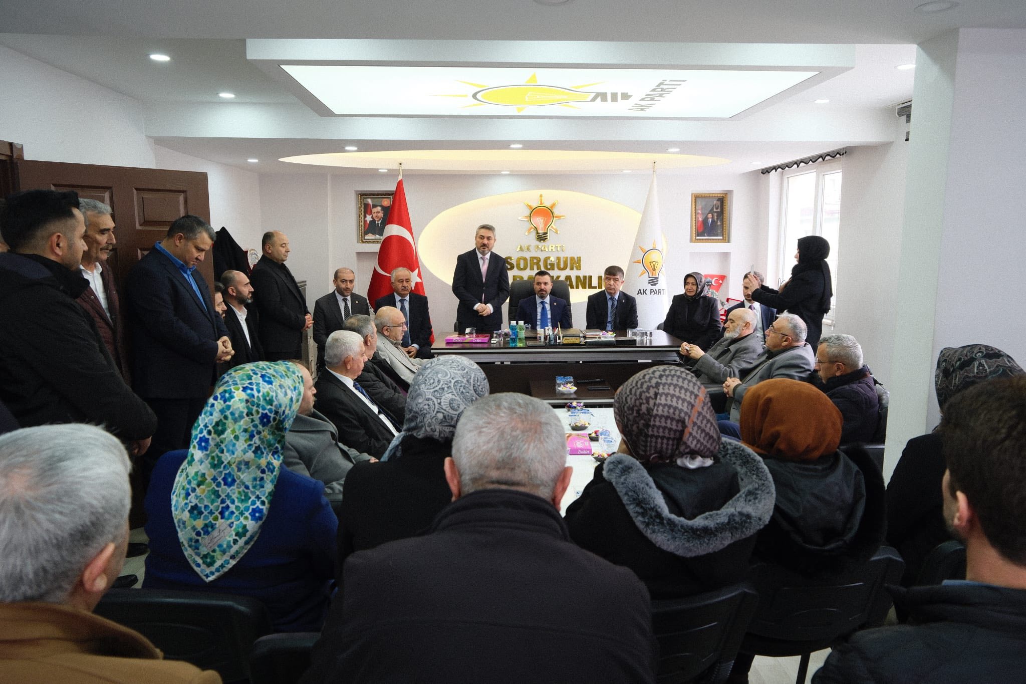Sorgun’da AK Parti Bayramlaşma Programına Yoğun Katılım