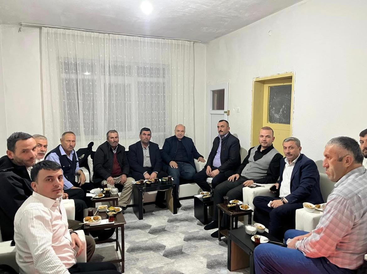 Başkan Gökçetürk ve Meclis Üyeleri Bir Araya Geldi