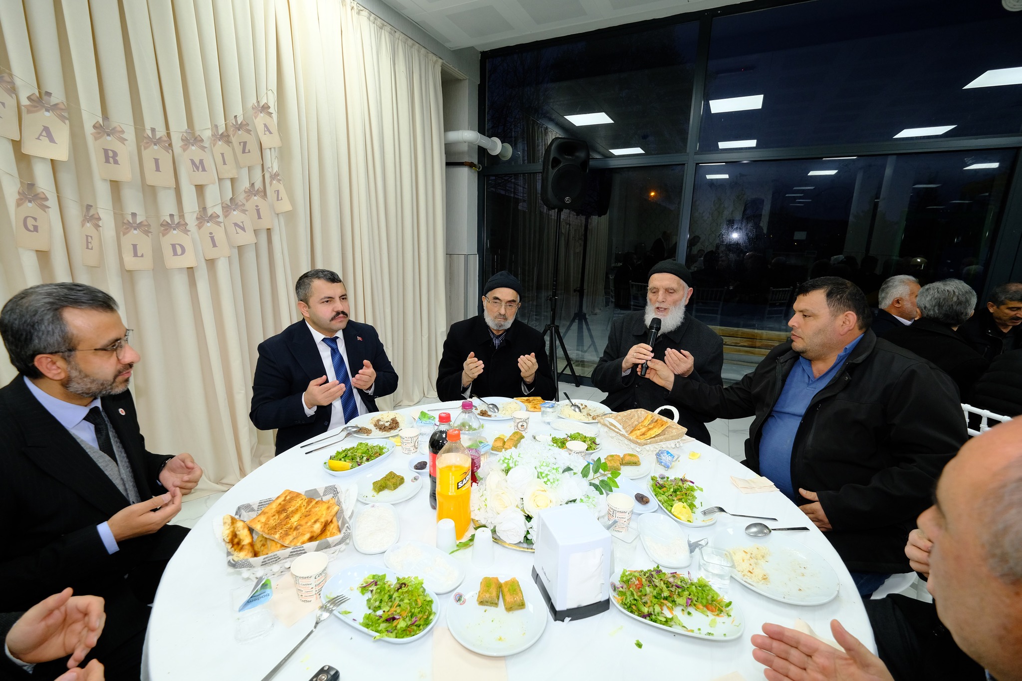 Akdağmadeni Belediyesi’nden Din Görevlilerine İftar Programı