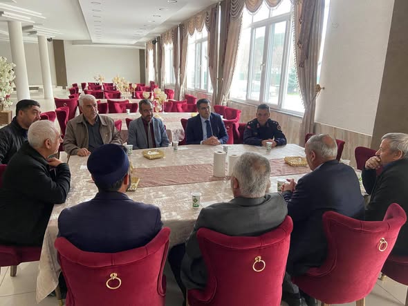 Akdağmadeni Protokolü Yukarı Çulhalı Köyü’nde Vatandaşlarla Buluştu