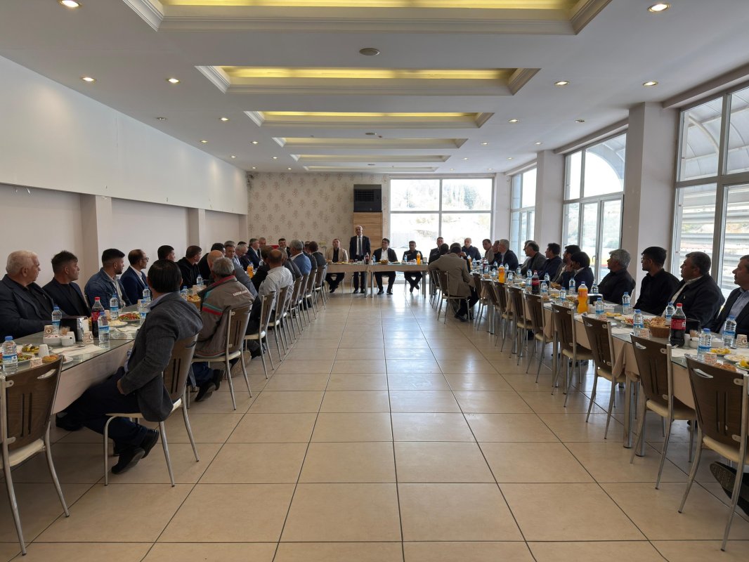 Aynı Masada Buluştular