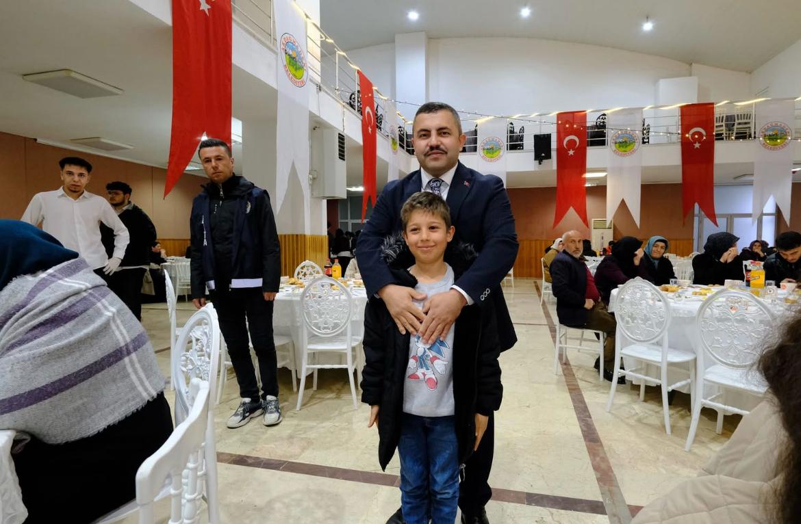 Akdağmadeni Belediyesi’nin İftar Buluşması Yoğun Katılımla Gerçekleşti