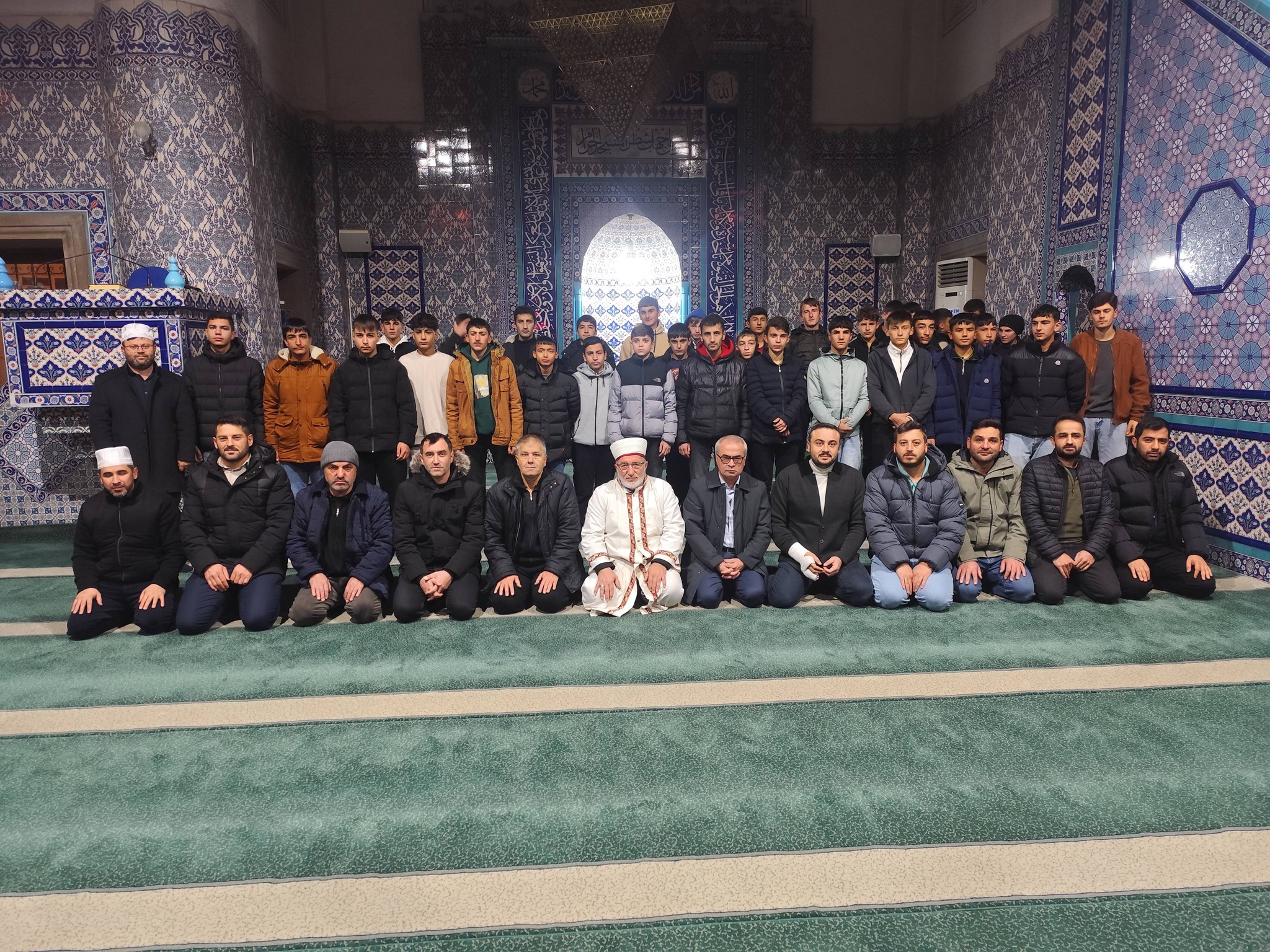 Akdağmadeni’nde Gençlerle Sabah Namazı Buluşması