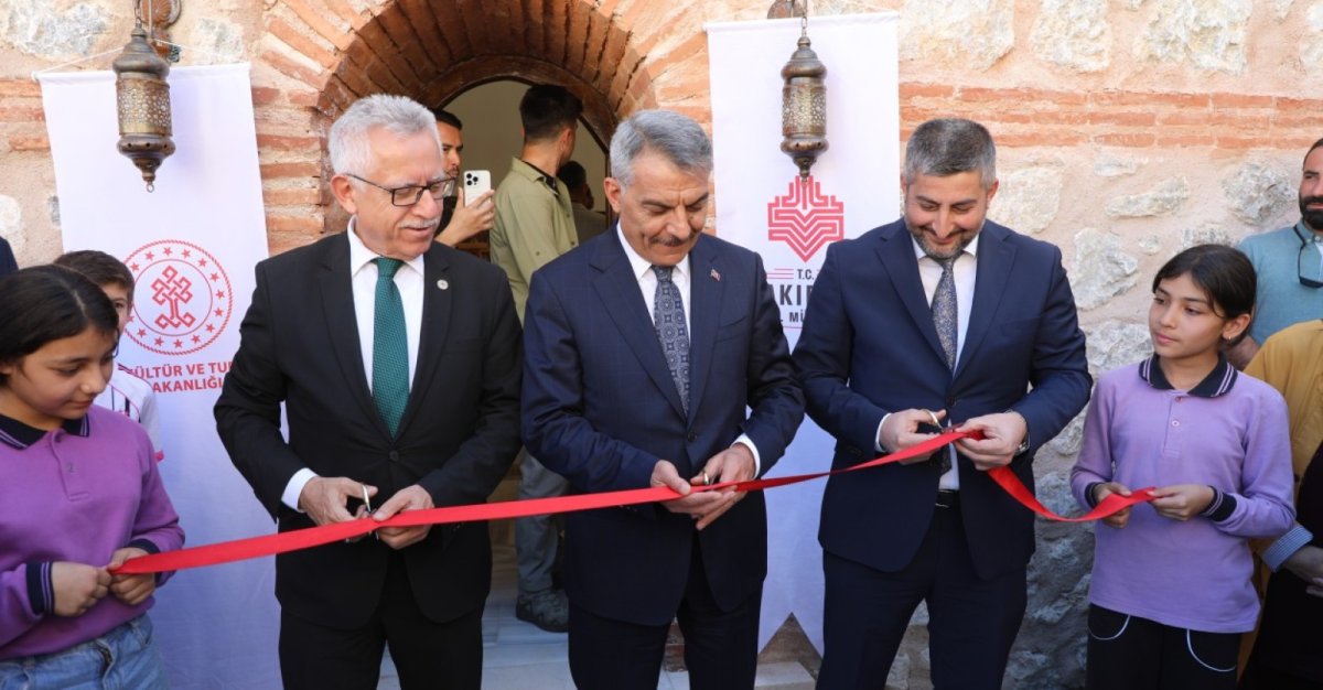 TARİHİ ÇİFTE HAMAM SANAT MERKEZİ OLARAK AÇILDI
