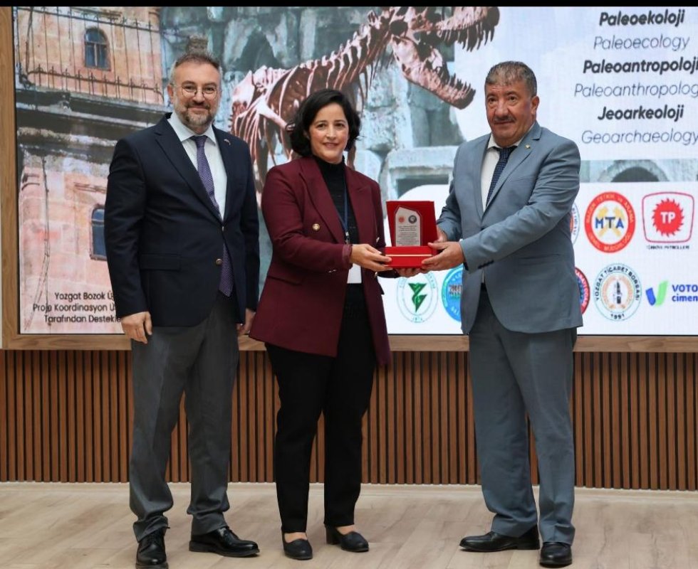 Borsa'ya Akademik Ödül!