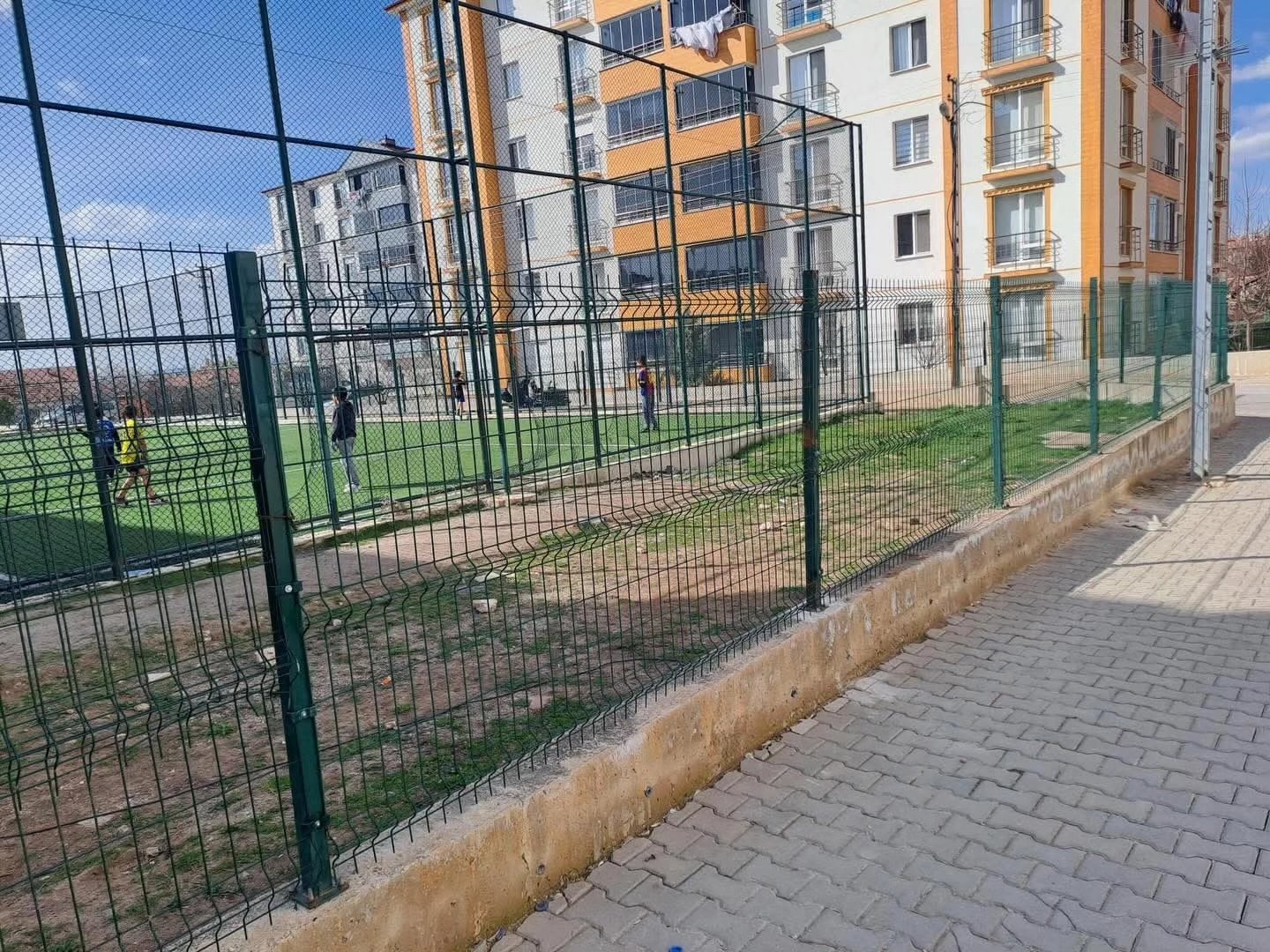 Boğazlıyan’da Okul Bahçesi Yenilendi