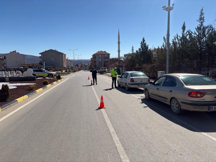 Çekerek’te Roadpol Emniyet Kemeri Denetimi Yapıldı