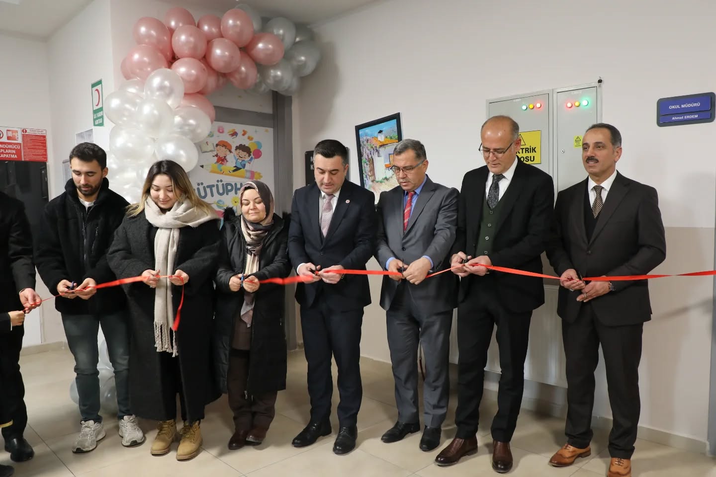 Çekerek’te Eğitime Yeni Nefes: İpekel Kütüphanesi Hizmete Açıldı