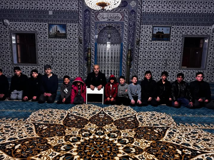 Belekcehan Camii’nde Gençlere Yönelik Camii Dersleri Sürüyor