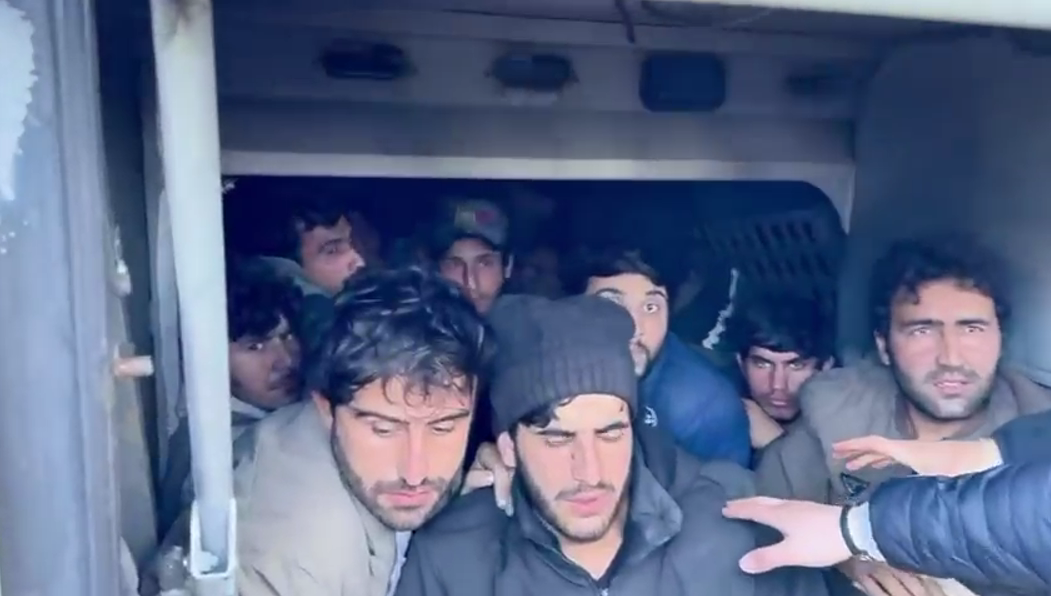 Yozgat’ta Göçmen Kaçakçılığı Operasyonu: 53 Yabancı Uyruklu Yakalandı