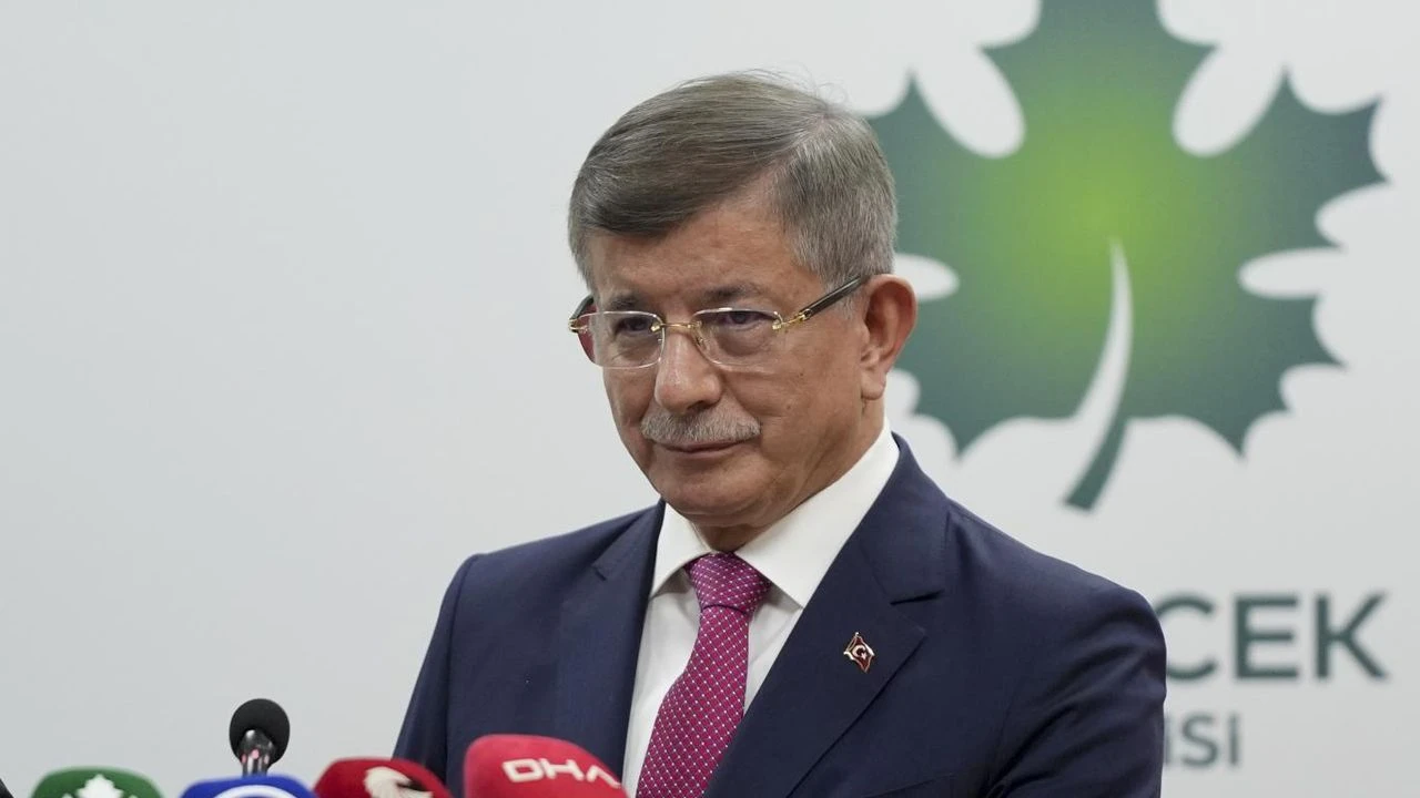 Davutoğlu'ndan AK Parti'ye yeşil ışık