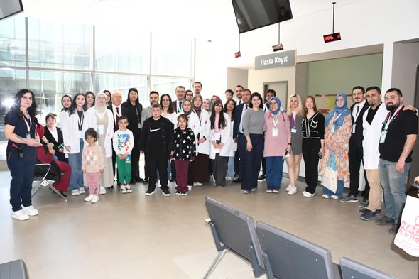 Yozgat Şehir Hastanesi’nde 23 Nisan Sevinci