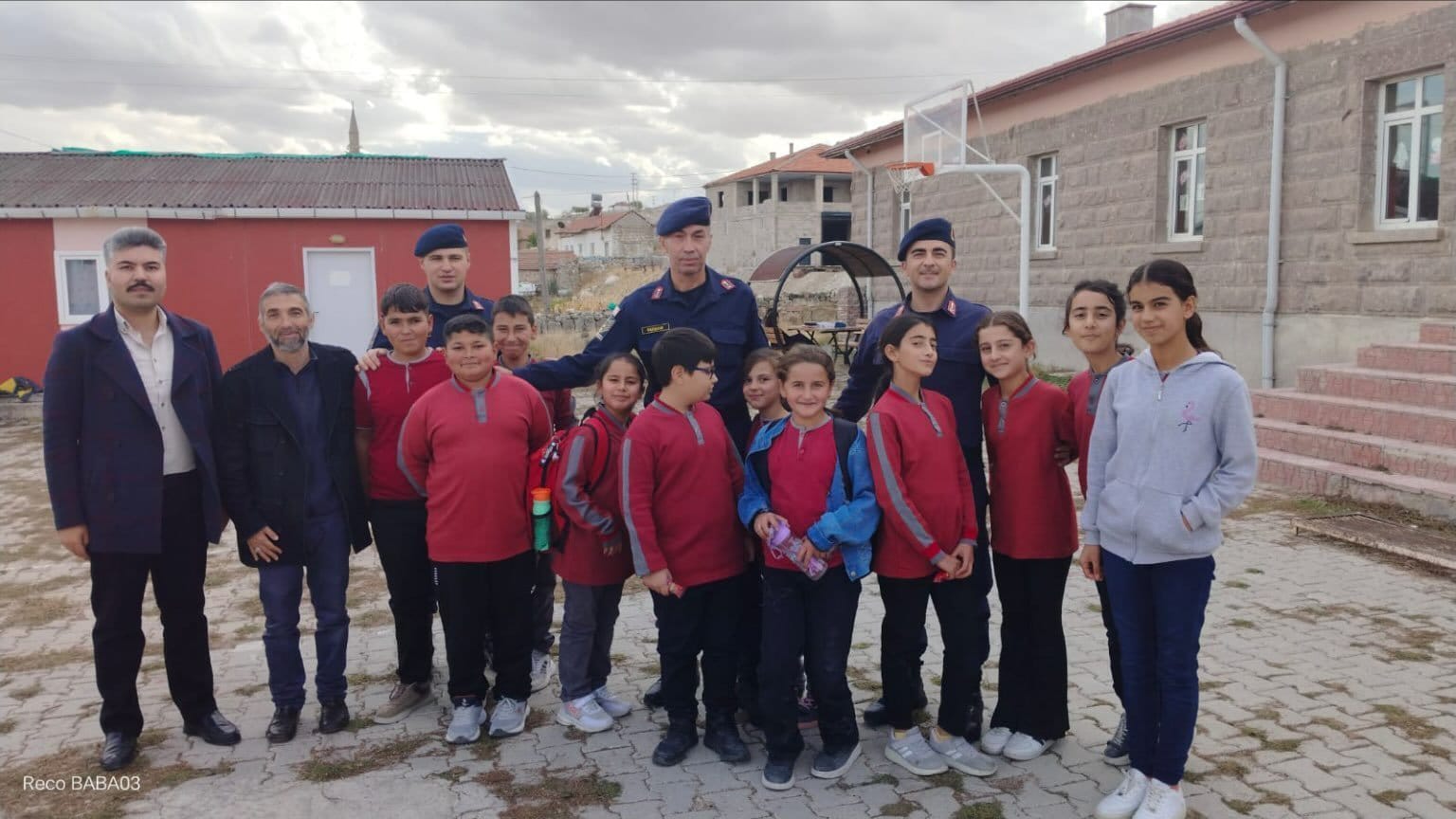 Jandarmadan öğrencilere moral ve motivasyon ziyareti