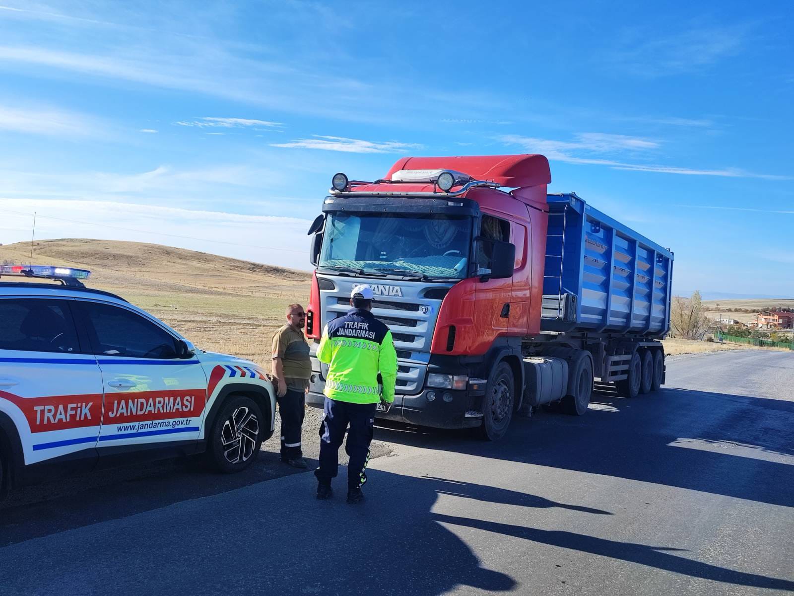 Yozgat’ta Jandarmadan Yük ve Yolcu Taşımacılığına Yönelik Denetim