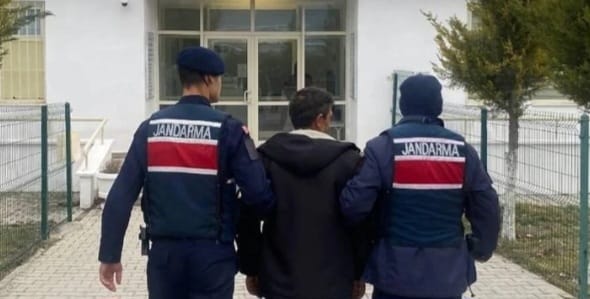 Yozgat’ta Jandarmadan Operasyon: Aranan 2 Hükümlü Yakalandı