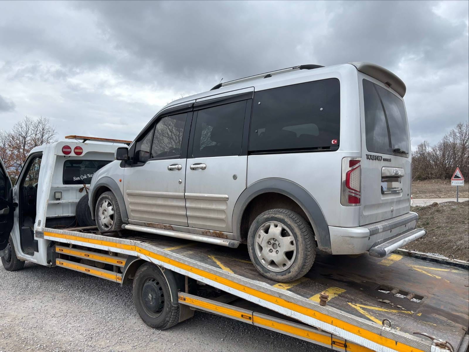 Sarıkaya Yolunda Trafik Uygulaması: Hacizli Araç Yediemine Teslim Edildi