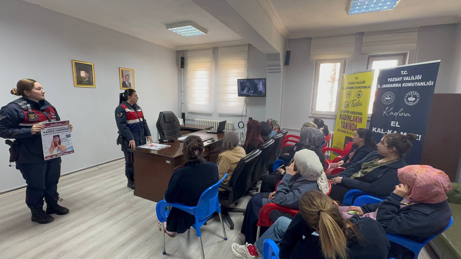 Yozgat Jandarmasından Kadına Yönelik Şiddete Karşı Bilinçlendirme Çalışması