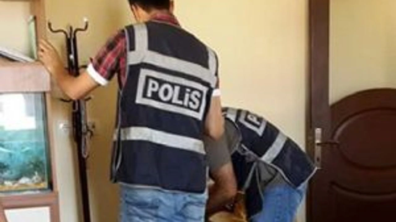 3 Kişi Gözaltında
