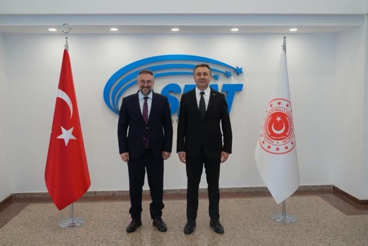 Rektör Yaşar İlbaş'ı Ziyaret Etti