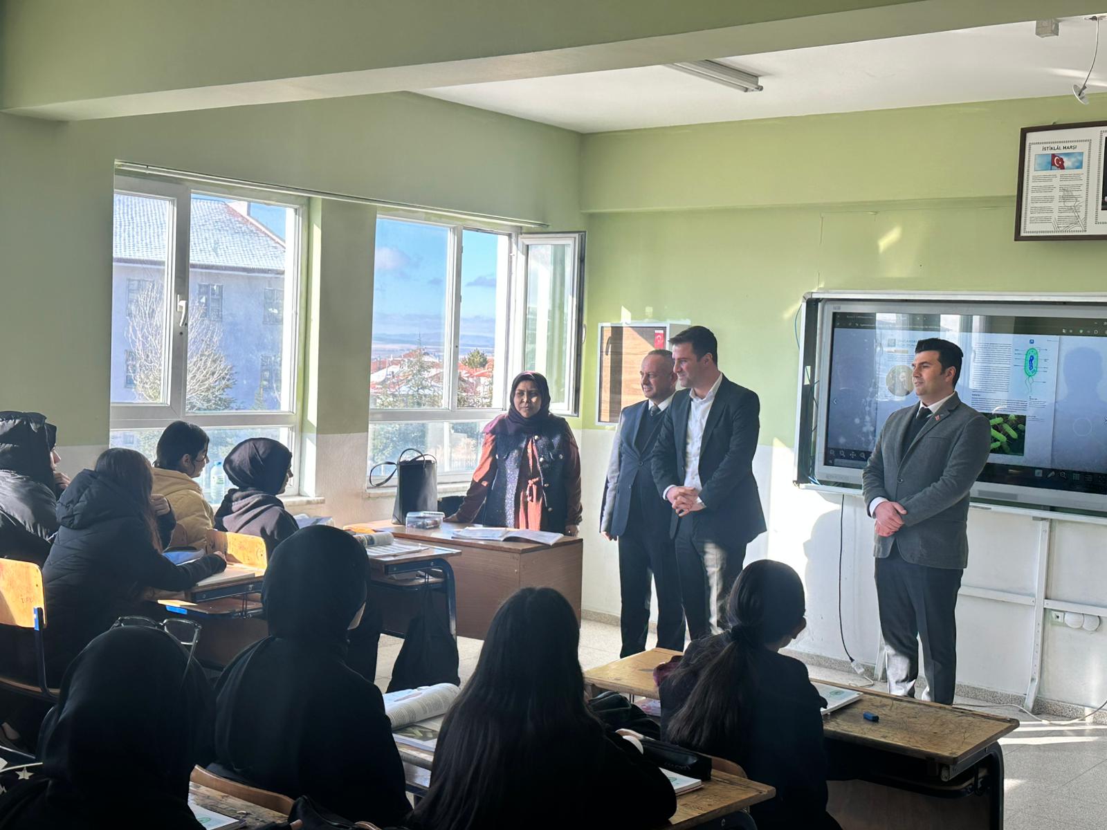 Kaymakam Demirkıran’dan Sarıkaya’da Okul Ziyareti
