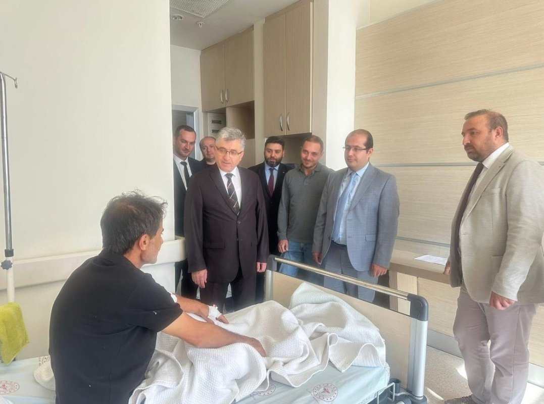 Sağlık Müdürü Karaaslan O Hastaneyi Ziyaret Etti