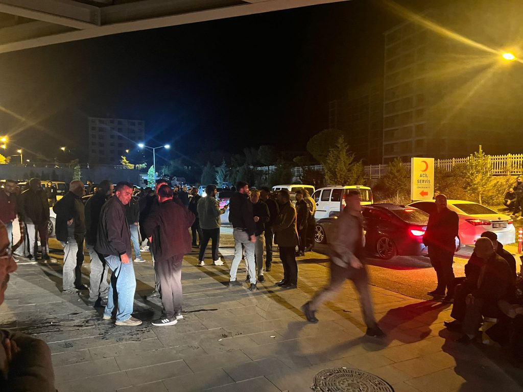 Tartışma Kanlı Bitti 2 Ölü Var