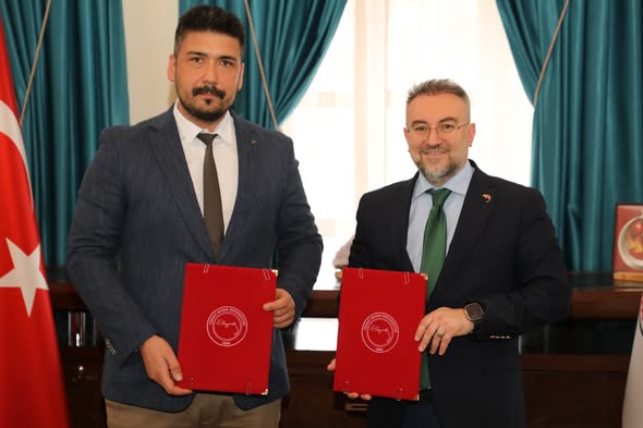 Üniversite ile Spor Bilimleri Derneği Arasında İş Birliği Protokolü