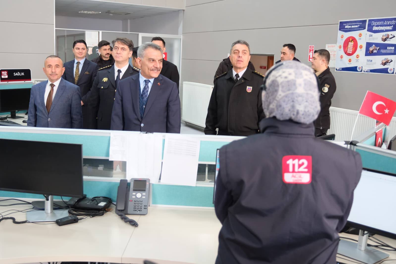 Vali Özkan’dan 112 Acil Çağrı Merkezi’ne Bayram Ziyareti