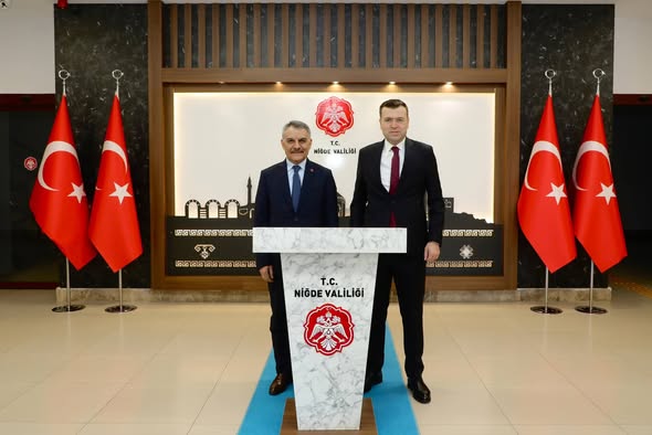 Vali Özkan'dan Niğde Valisi Akmeşe’ye Hayırlı Olsun Ziyaret