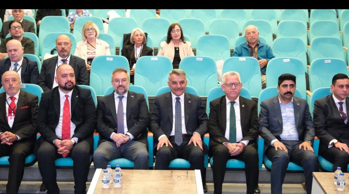 Vali Özkan, Bilim İnsanlarıyla Bir Araya Geldi