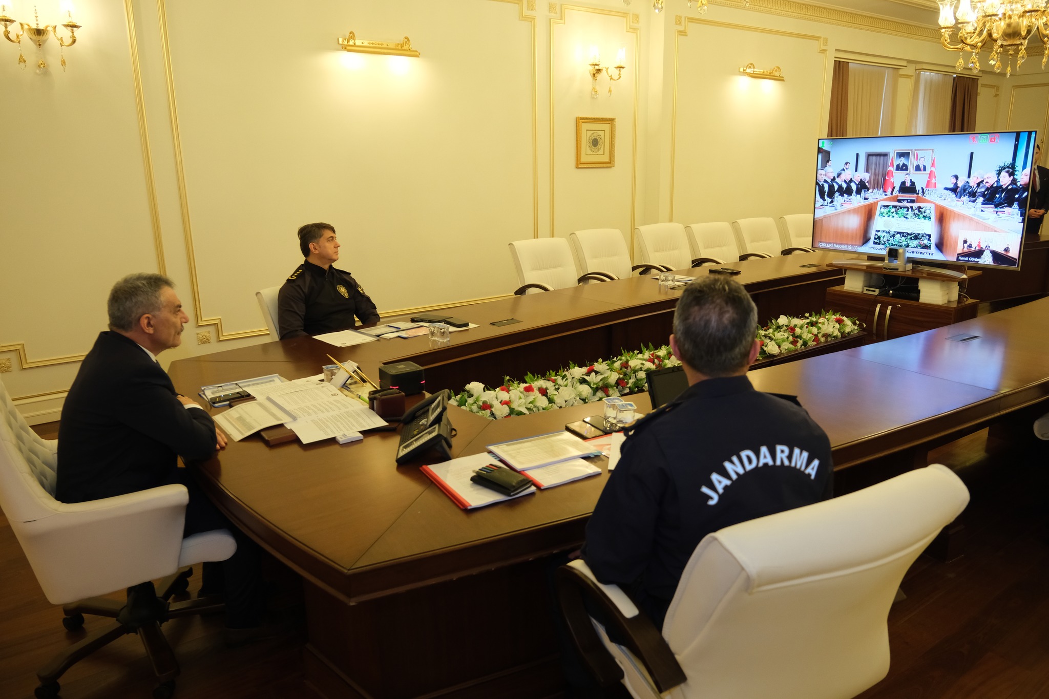 Yozgat’ta Güvenlik Zirvesi: VKS Toplantısında Asayiş Masaya Yatırıldı