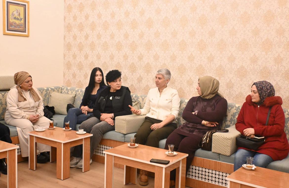 Yozgat’ta Kadınlara “Sessiz Yardım İşareti” Anlatıldı