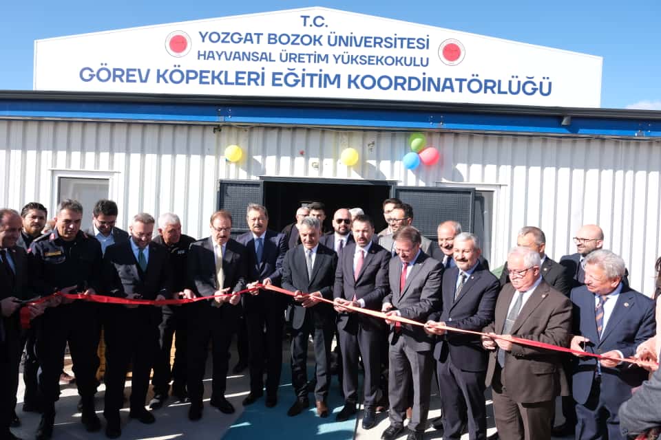 Kampüste Toplu Açılış 