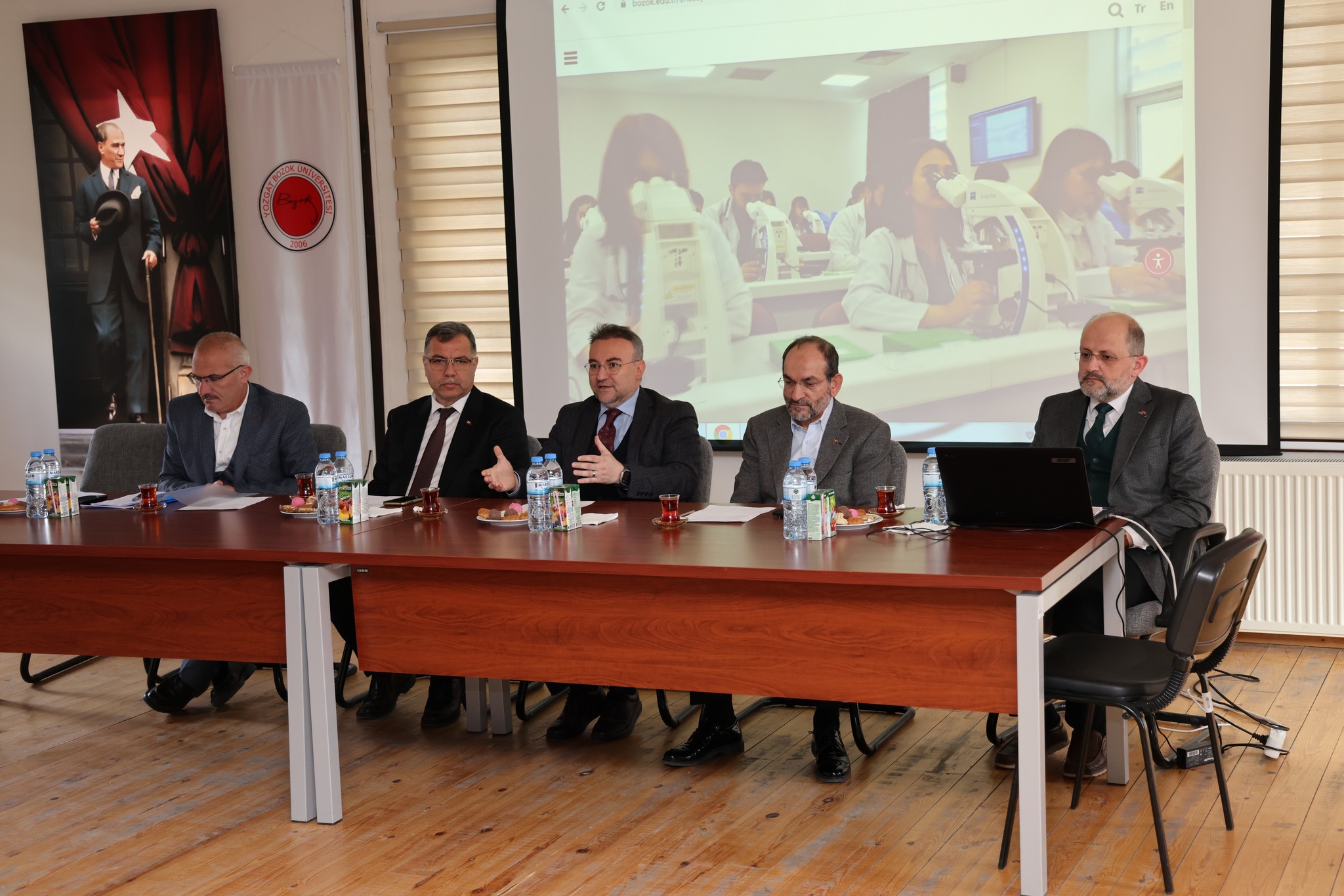 Yozgat'ta Gençlerin Geleceği Masaya Yatırıldı