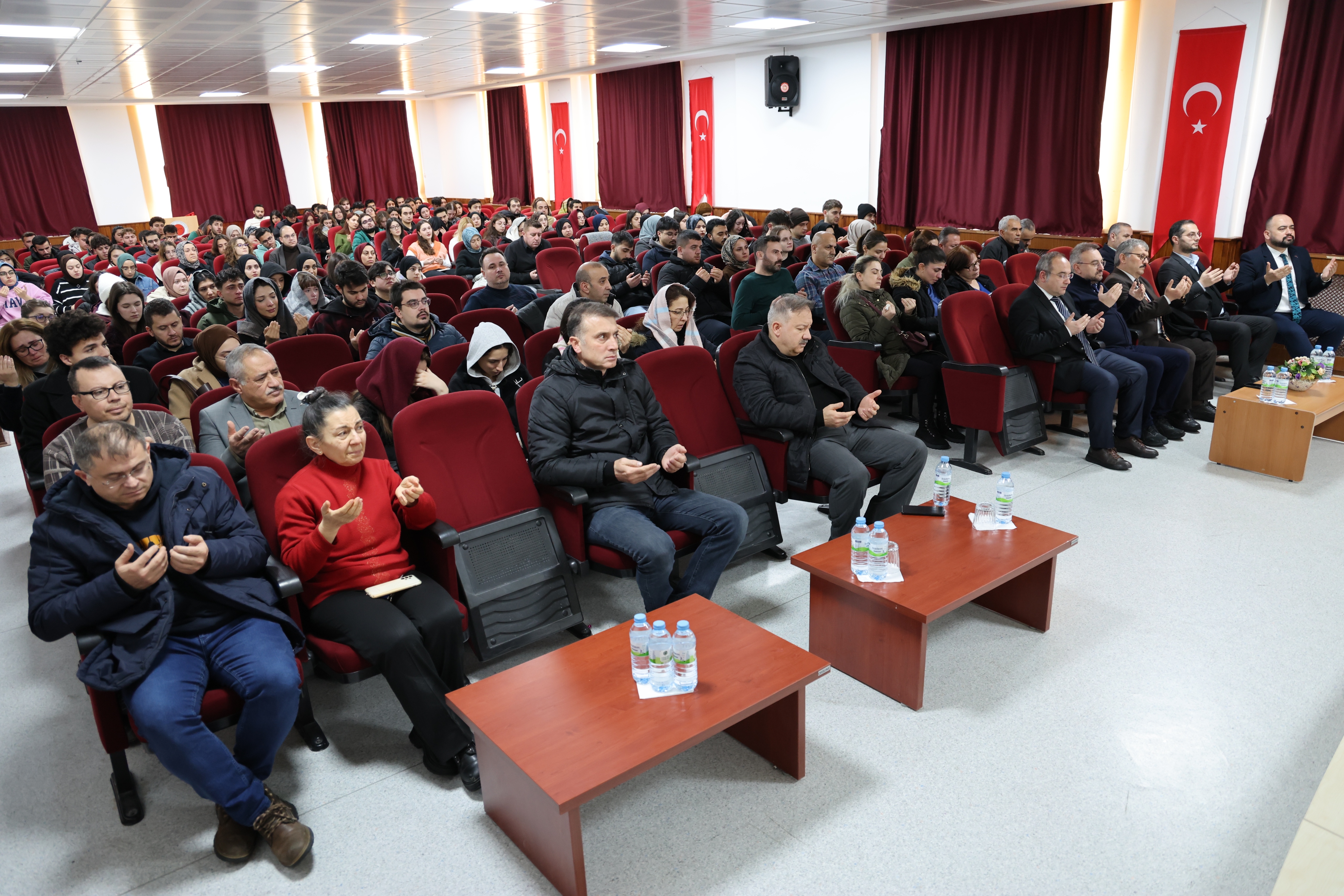 YOBÜ’de Vefat Eden Öğrenci İçin Anma Programı Düzenlendi