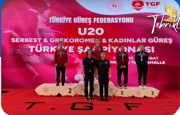 Bozoklu Güreşçi Türkiye Şampiyonu Oldu