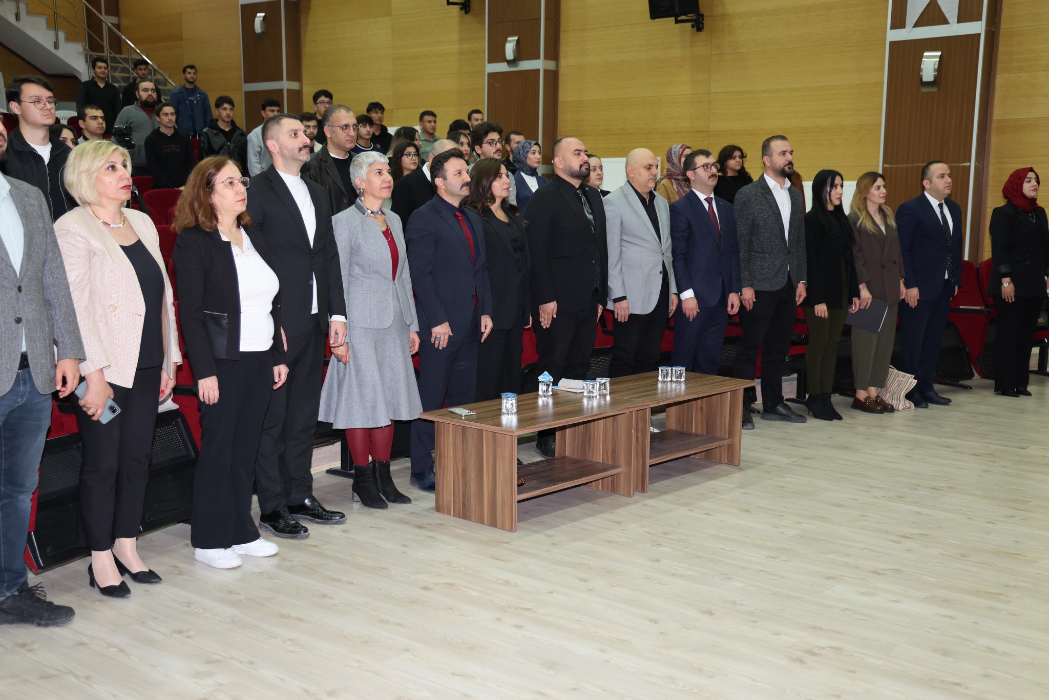 Ülkü Ocakları Konferans Düzenledi