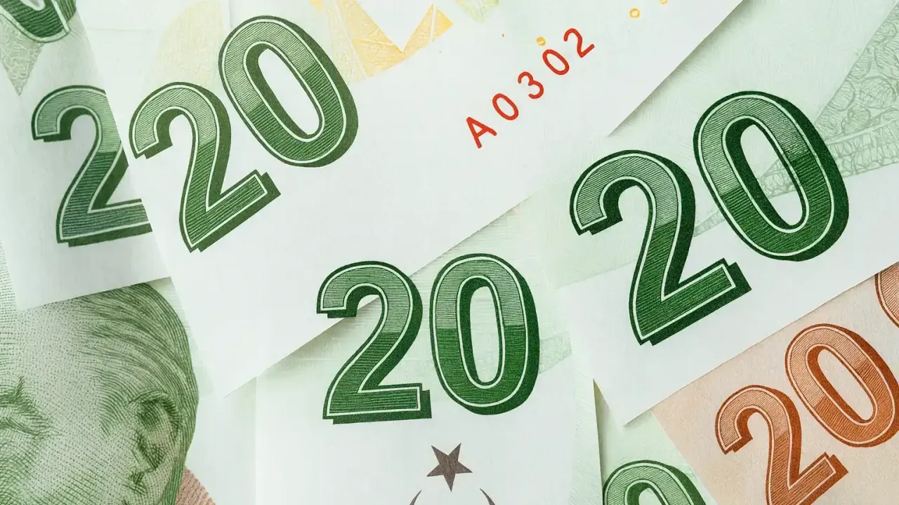 Türkiye’nin yeni parası tedavüle girdi