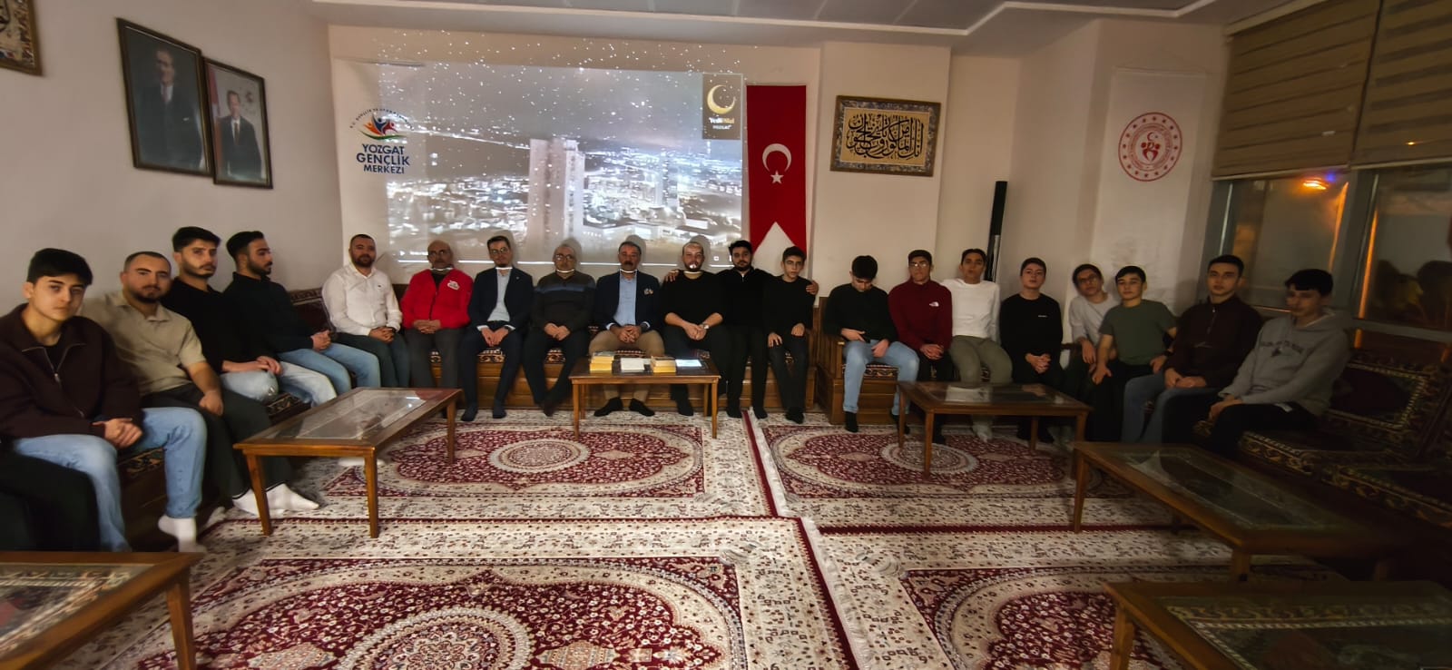 Gençlik Merkezinde Uluslararası Gündem Konferansı