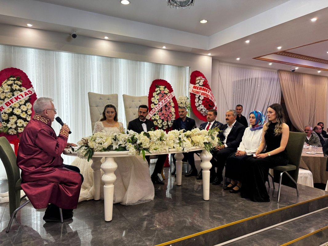 Düğünlere altın ayarı!