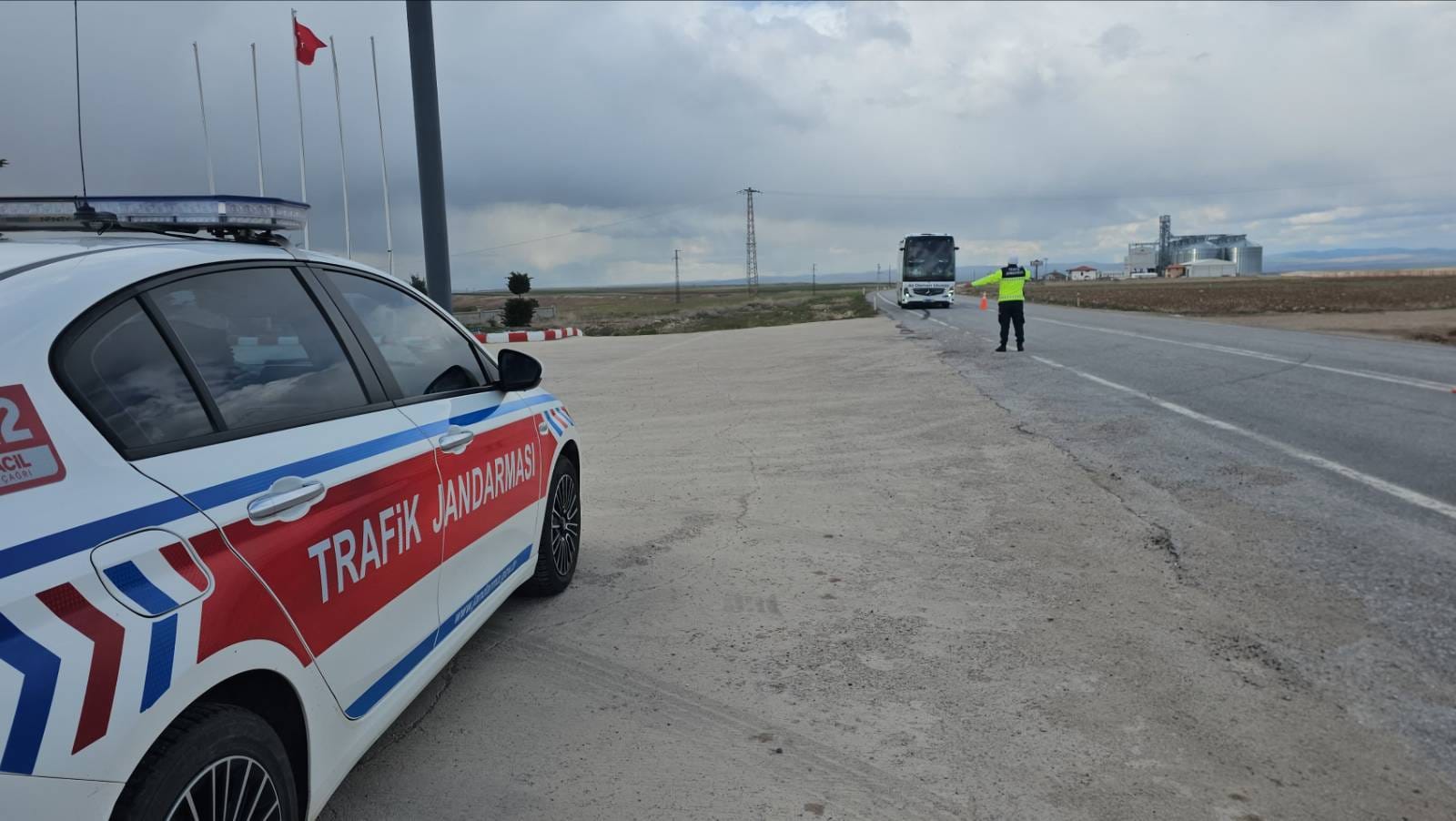 Yozgat-Boğazlıyan Yolunda Şehirlerarası Otobüsler Kontrol Edildi