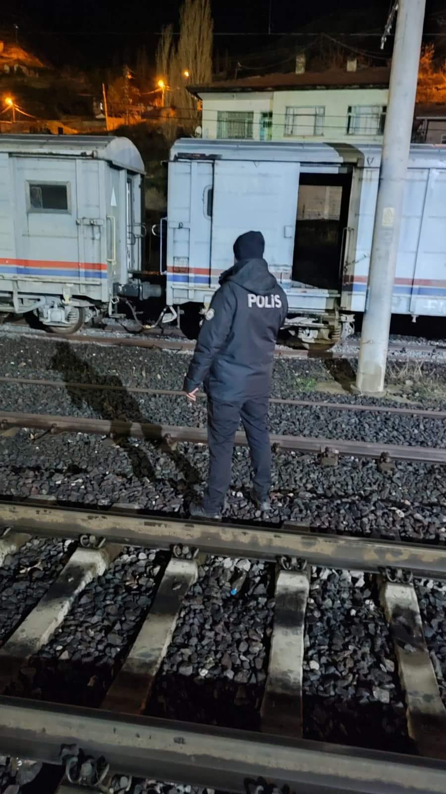 Şefaatli’de Gece Denetimi: 78 Kişi Sorgulandı, 1 Sürücüye Ceza