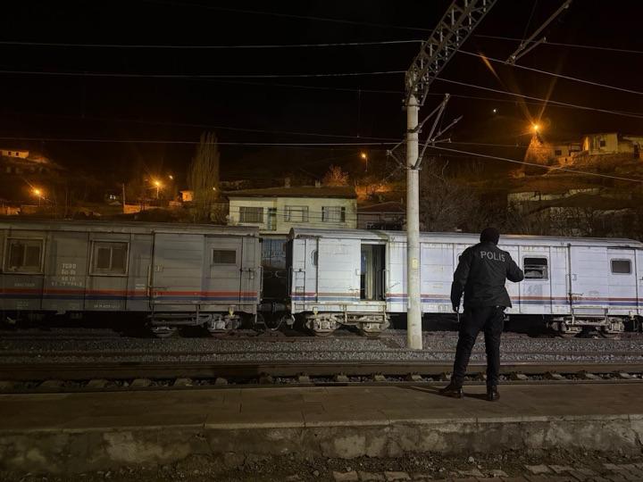 Şefaatli’de Bayram Denetimleri: 12 Sürücüye Emniyet Kemeri Cezası