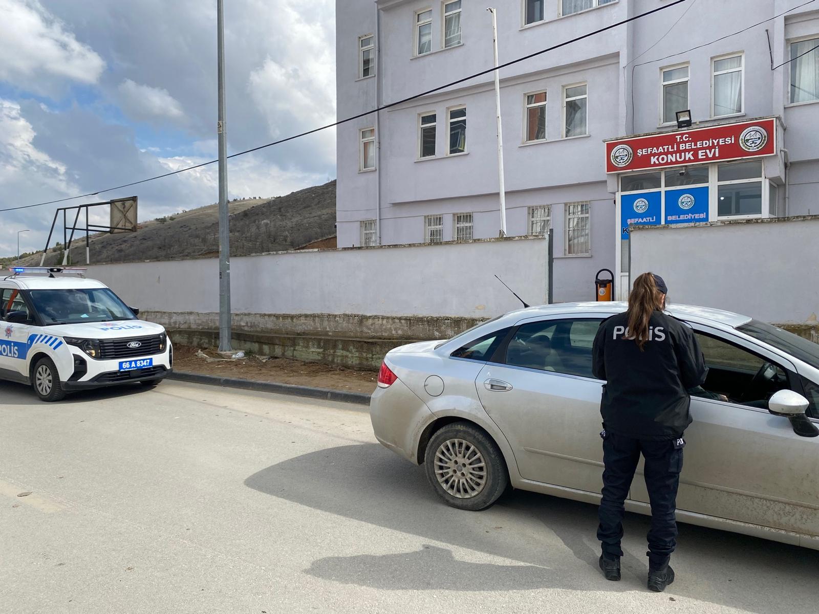 Şefaatli’de Narko Alan Uygulaması: Okul ve Yurt Çevreleri Denetlendi