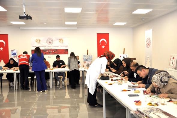 Yozgat’ta Anlamlı Proje: Şehit Aileleri ve Gaziler Sanatla Buluşuyor